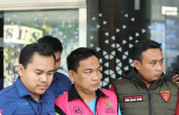 Ketua Ombudsman Ditangkap.